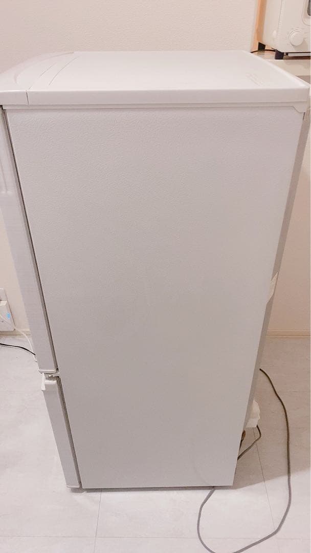 シャープ SJ-D14F-W 137L 幅48cm