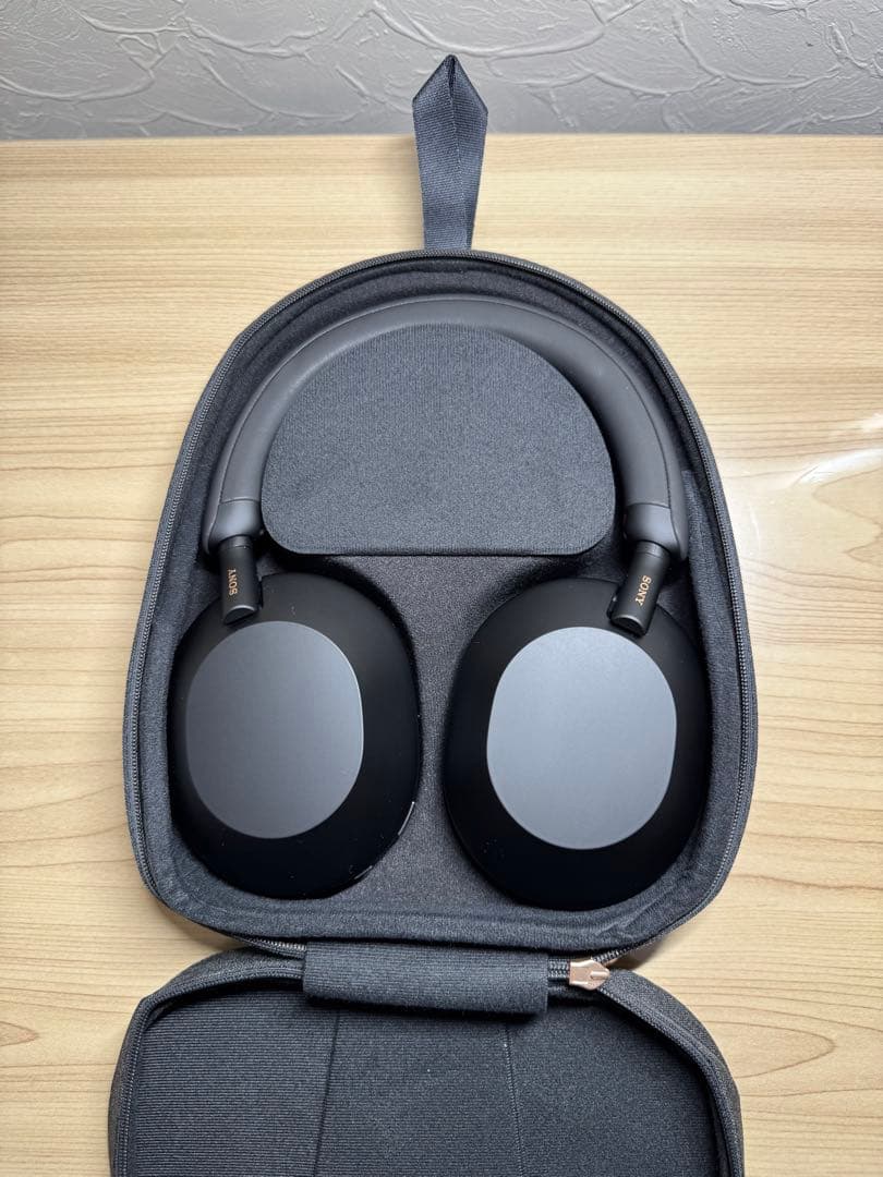 ［美品］ソニー ワイヤレスヘッドホン WH-1000XM5