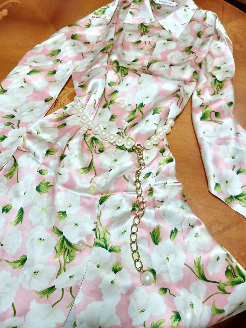 ◎未使用タグなし イヴサンローラン シルク ワンピース✨絹✨SILK ◎未使用タグなし イヴサンローラン シルク ワンピース✨絹✨SILK