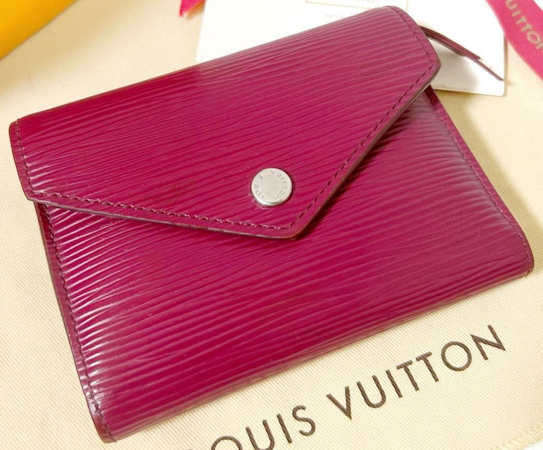 【美品】ルイヴィトン☆エピ ポルトフォイユ ヴィクトリーヌ フューシャ 折り財布 ルイヴィトン LOUIS VUITTON 三つ折り財布 ポルトフォイユ