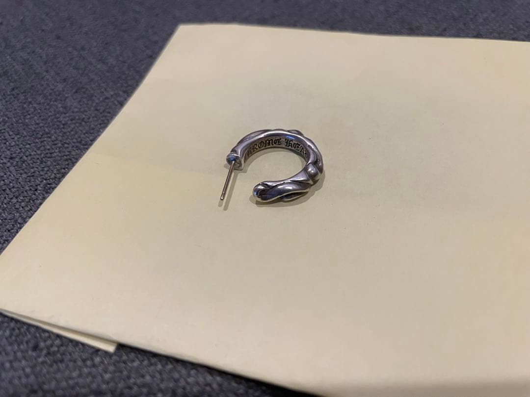 CHROME HEARTS クロムハーツ　シルバー 片耳用ピアス※キャッチ無し 楽天市場】【ギフト品質】クロムハーツ 片耳 ピアス クロスボール