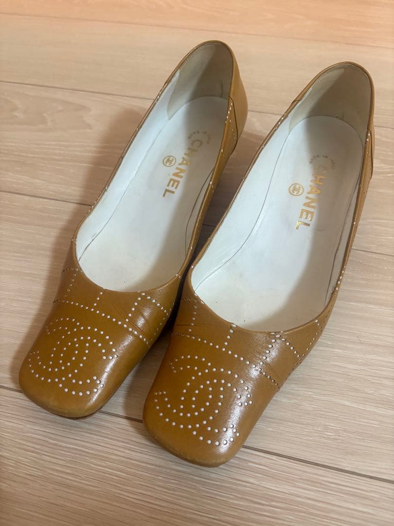CHANEL ブラウンパンプス 37.5 CHANEL - CHANEL シャネル パンプス サイズ37.5C 靴 スエード レザー
