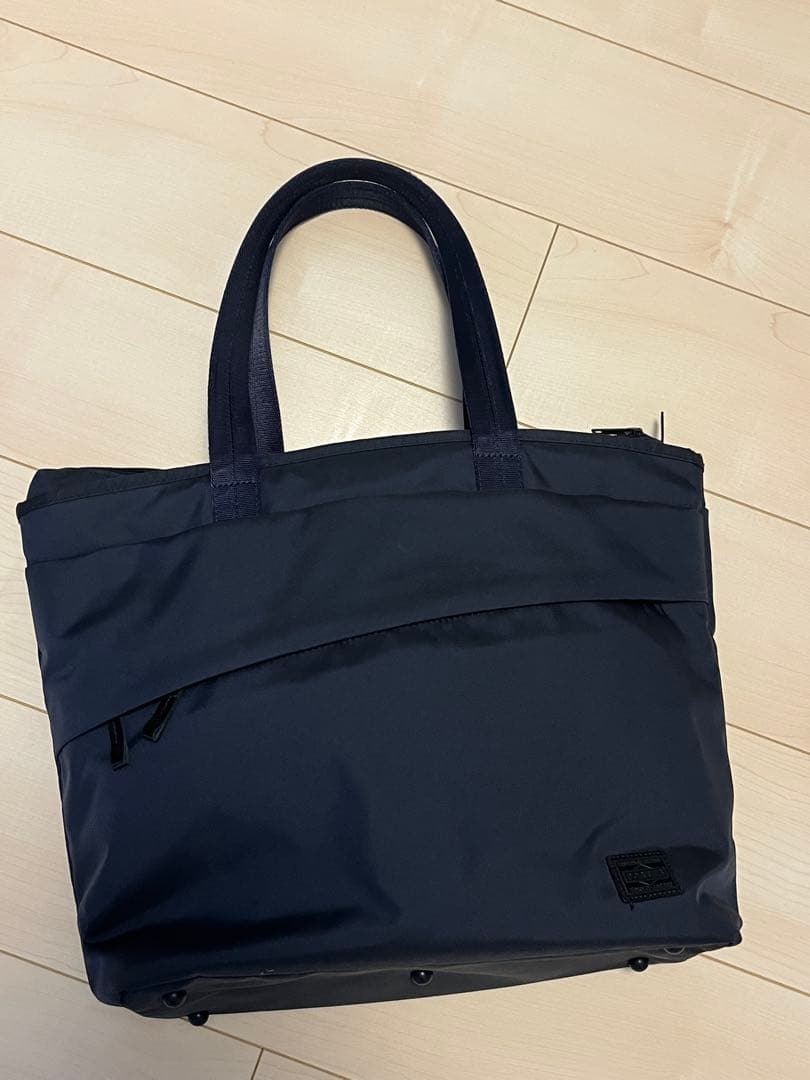 PORTER VIEW （L） トートバック　NAVY VIEW(ビュー) TOTE BAG(L) | 吉田カバンホームページ | YOSHIDA & Co.