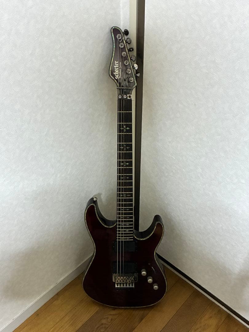 SCHECTER Hellraiser リバースヘッド Amazon.com: Schecter Hellraiser C-1 - Black Cherry : Musical