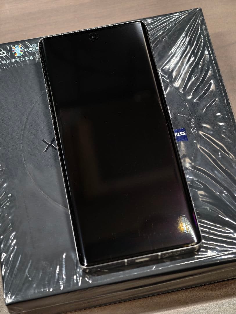 vivo X100 Ultra 12GB/256GB チタンカラー