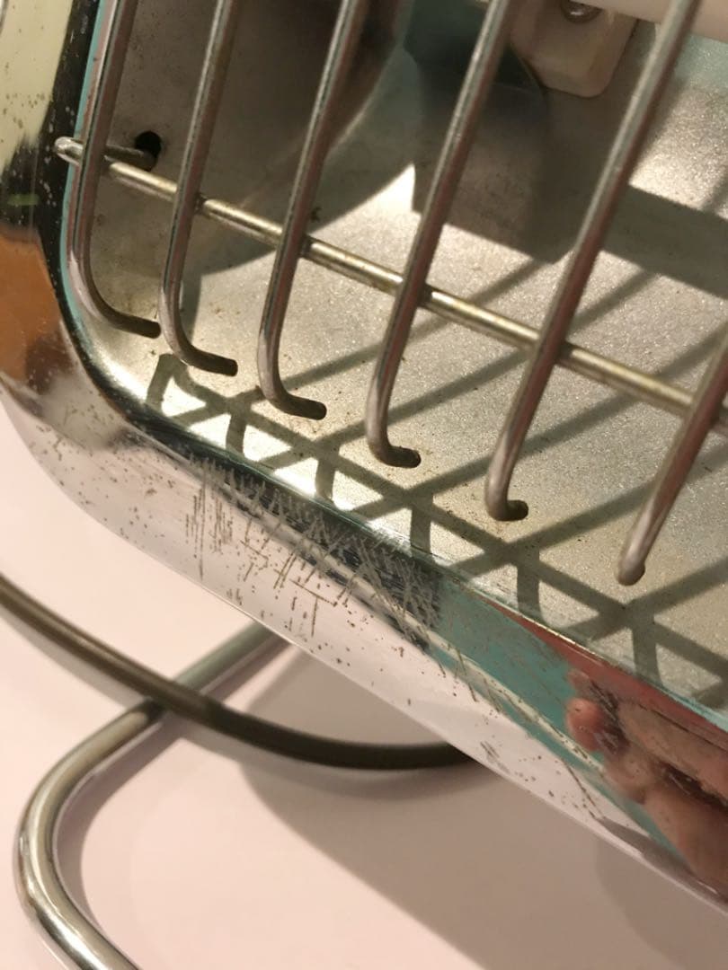 レトロ／アンティーク　昭和電気ストーブ　HITACHI遠赤外線