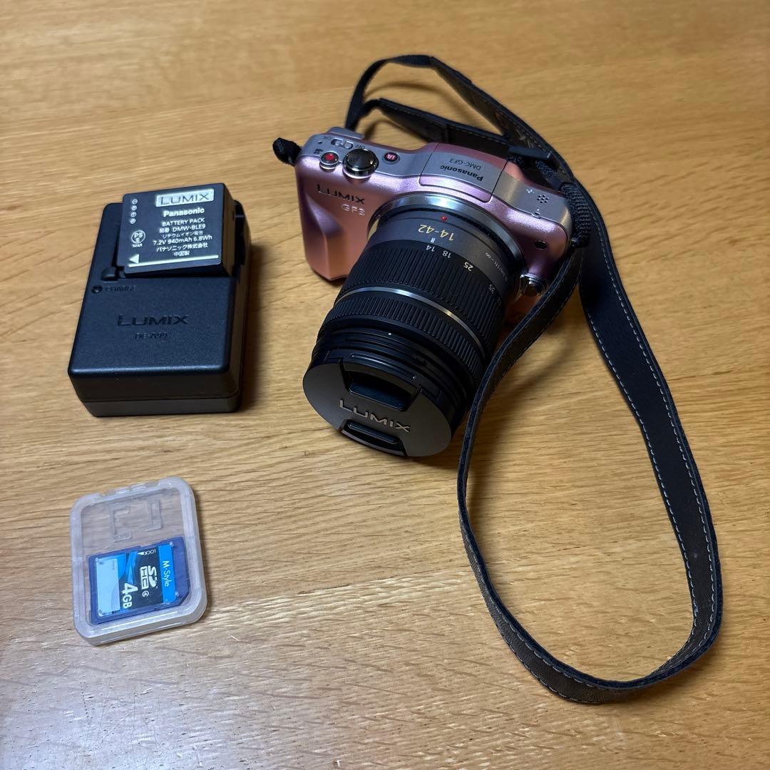 美品♫ 希少！　全て揃ってます　Panasonic LUMIX DMC-GF3