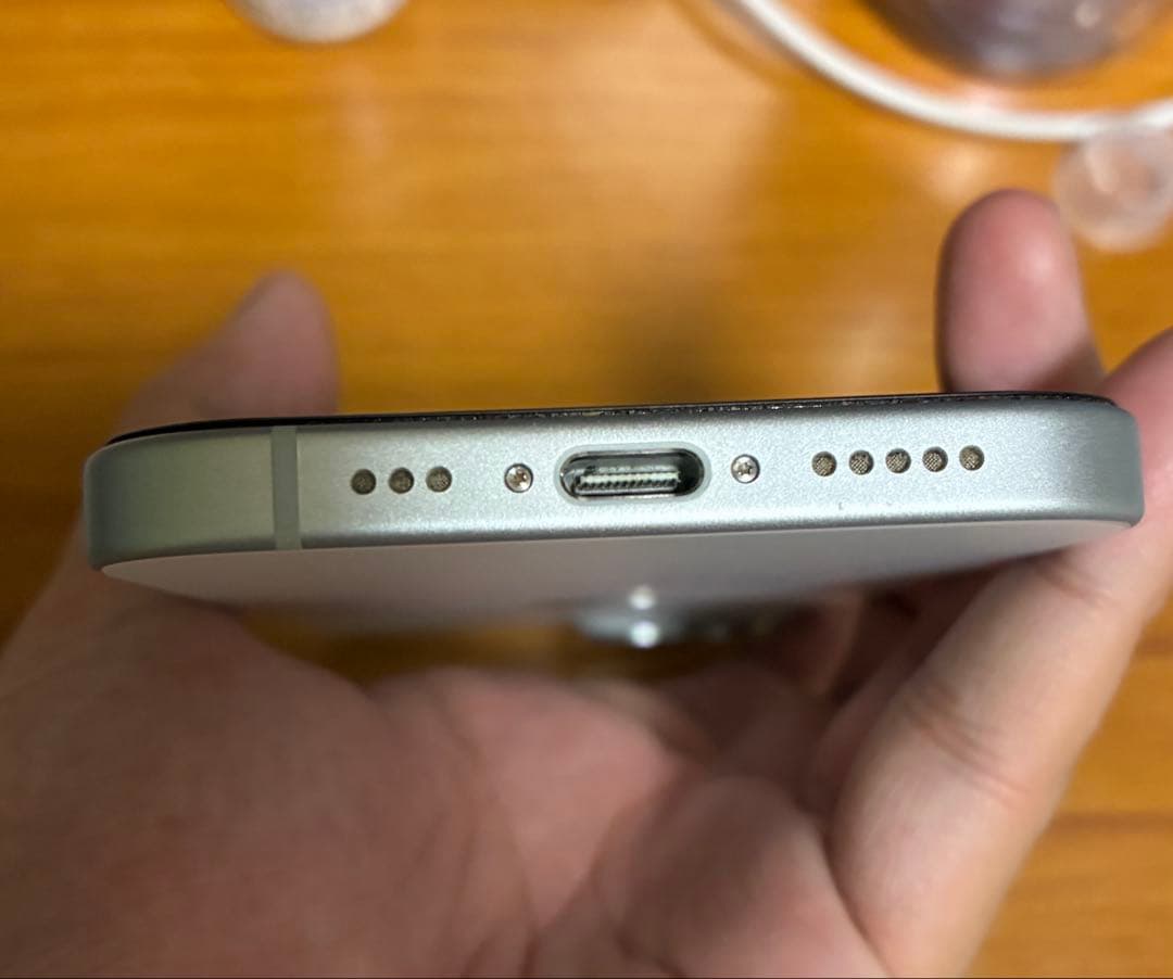 iPhone15 256GB ブルー　simフリー