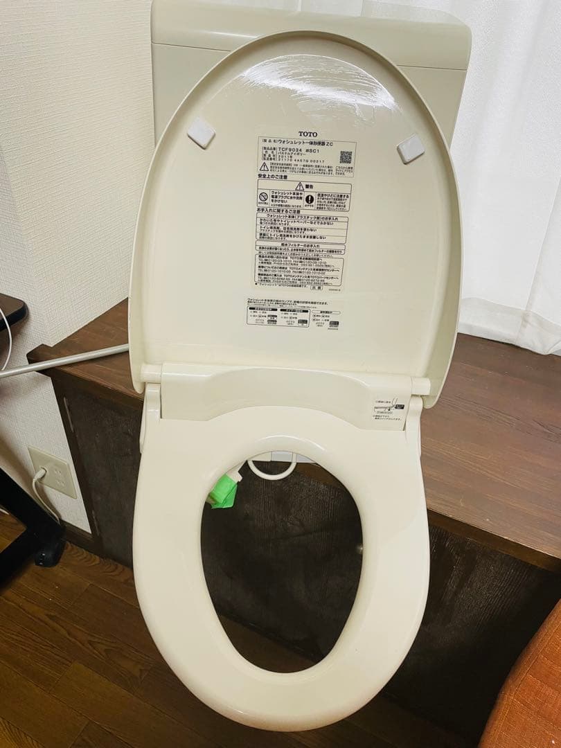 TOTO 2011年製ウォシュレット一体形便器 ZC TCF9034 - メルカリ
