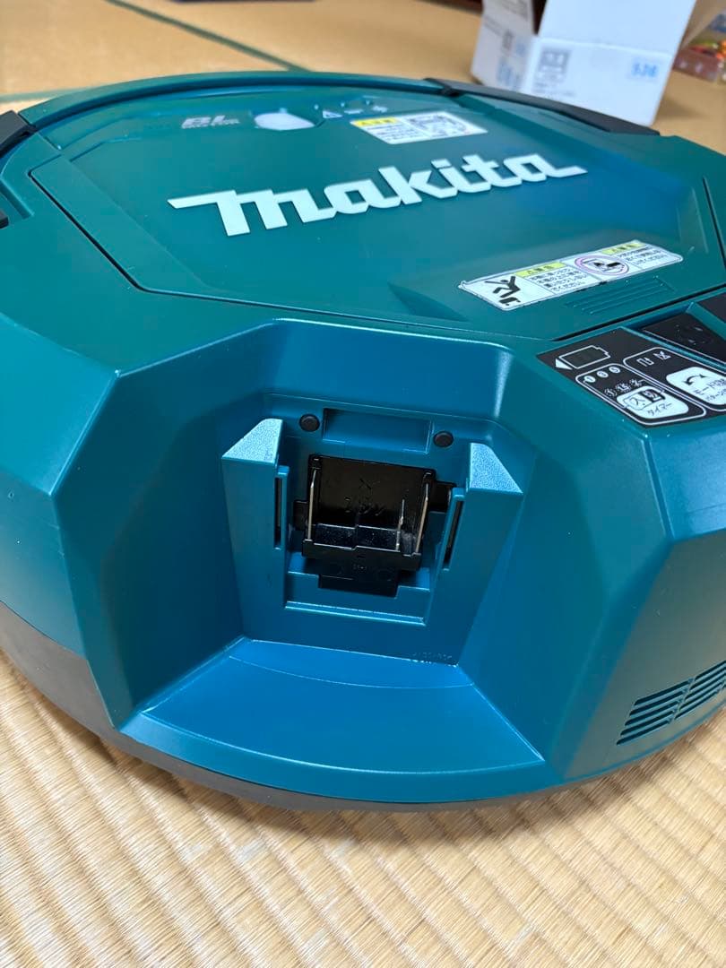 makitaマキタ 業務用ロボット掃除機 RC200D 【動作確認済み】