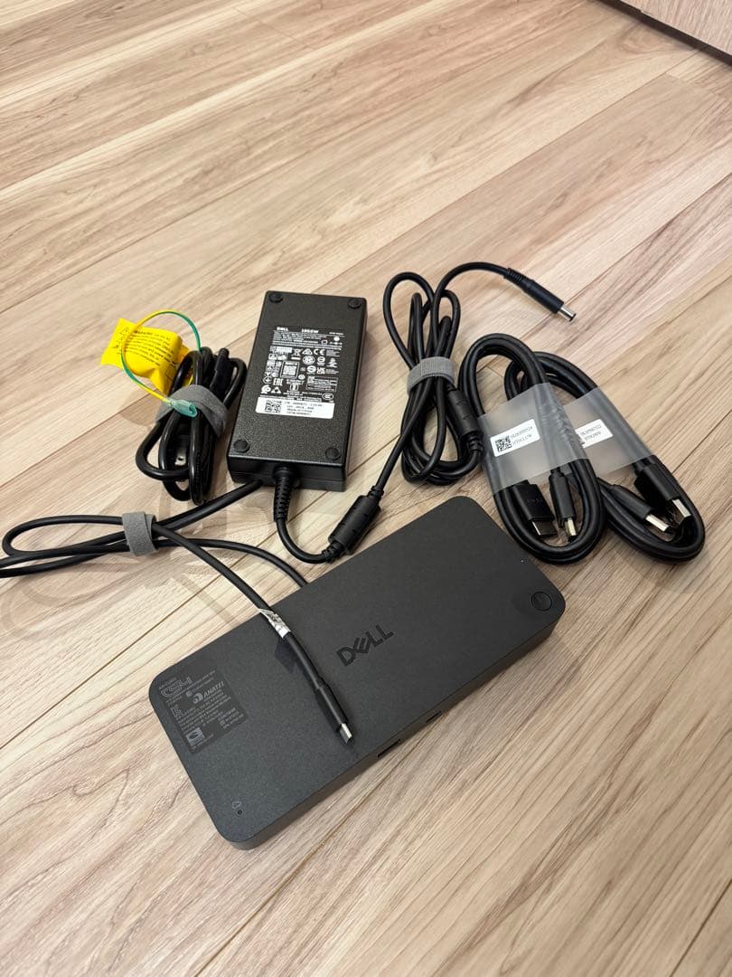 分配器・切替器 Dell Thunderbolt 4 Smart Dock SD25TB4 Dell Pro Thunderbolt 4 Smart Docking Station (SD25TB4) - ノート