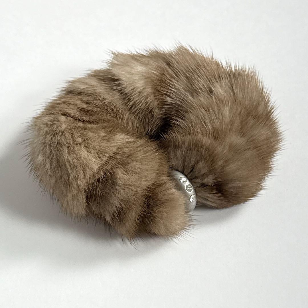 新品✨フォクシー ミンクファー ブレスレット シュシュ アクセサリー