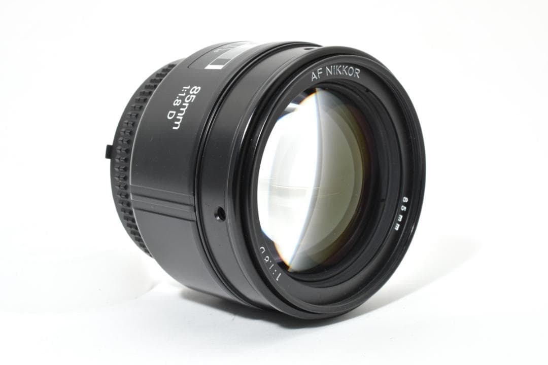 【人気の85mm 動作好調】ニコン AF 85mm F1.8D カメラ