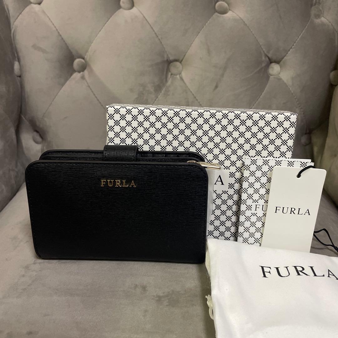 【新品未使用】FURLA フルラ　折り財布　二つ折り財布　黒　ブラック　レザー FURLA（フルラ） 財布 レディース 2つ折り 折財布 コンパクト