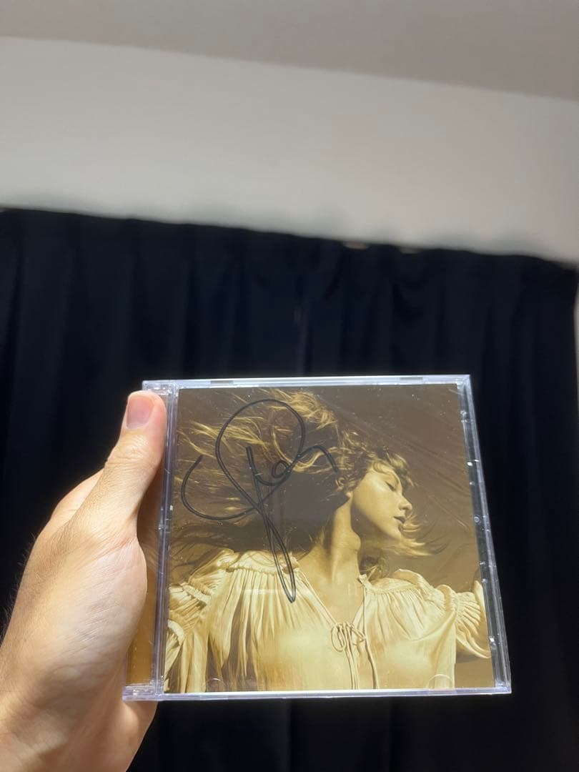 Swift Fearless (Taylor's Version) サイン入り SIGNED Taylor Swift Fearless (Taylor's Version) CD New | eBay