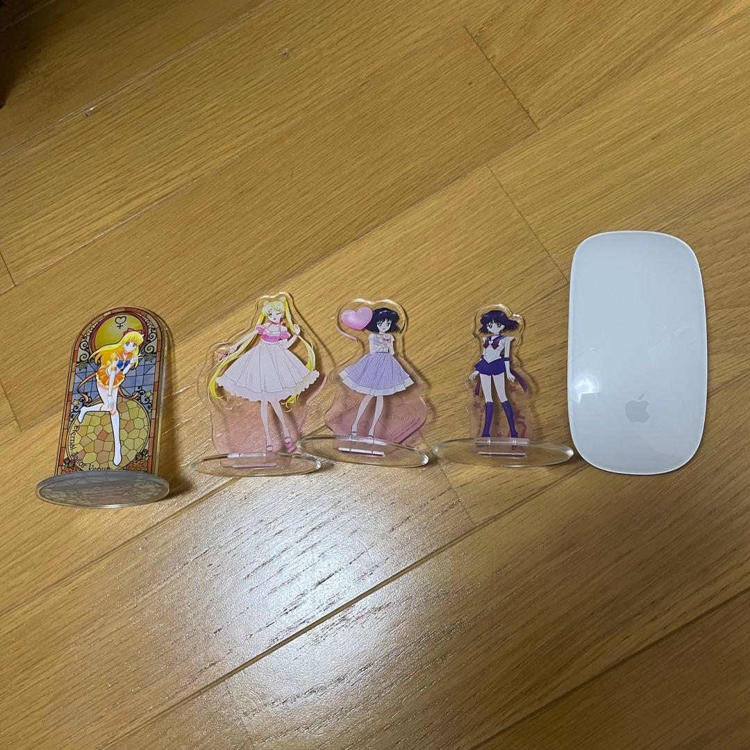 セーラームーンアクリルスタンド 4体セット セーラームーン アクリルスタンド セット - メルカリ