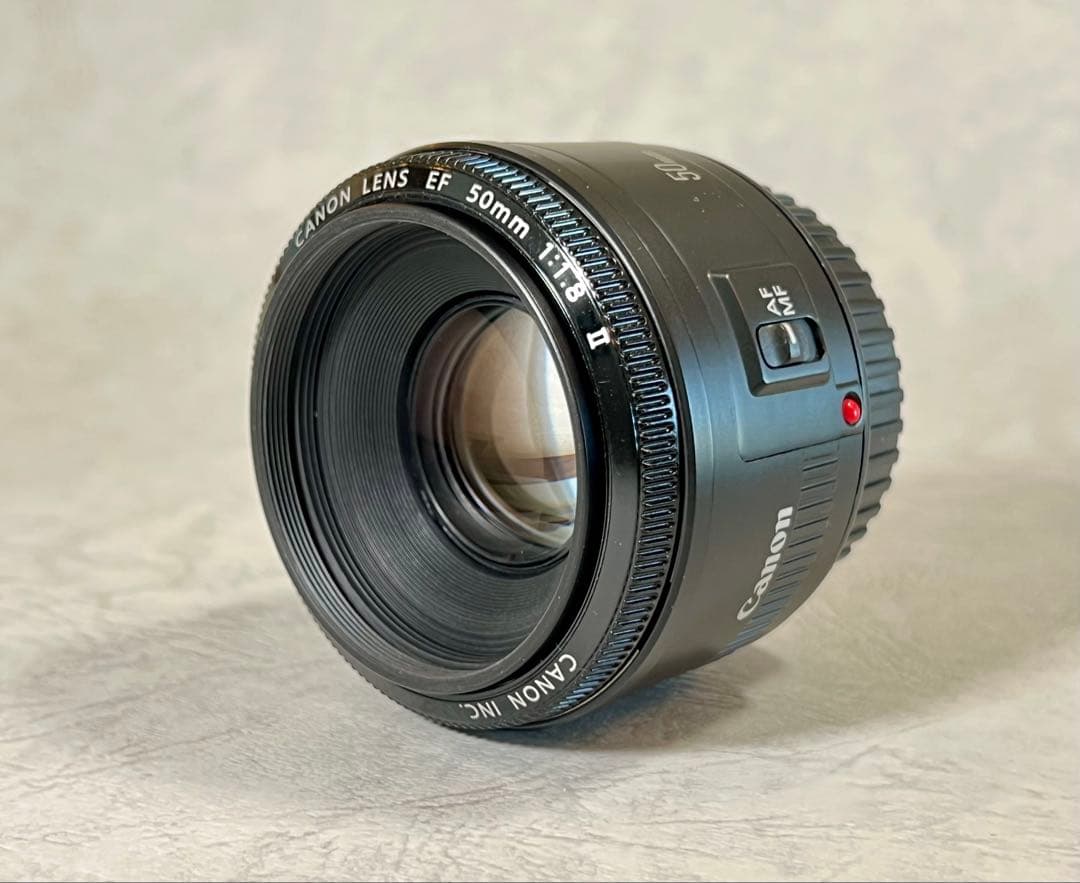 【おまけ付】箱あり_CANON EF 50mm F1.8 II Canon EF 50mm f/1.8 II Lens Fiyatları, Özellikleri ve Yorumları