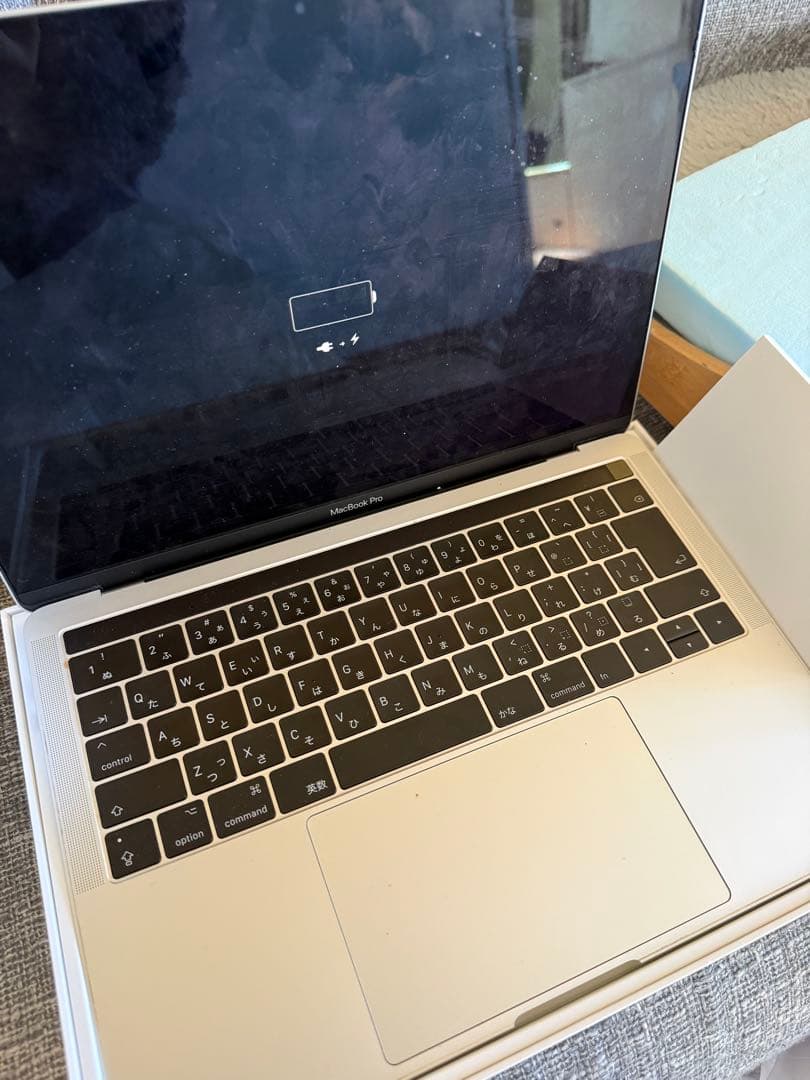 MacBook Pro 13インチ シルバー MacBook Pro (13-inch, 2017, Thunderbolt 3ポートx 2) - 技術仕様
