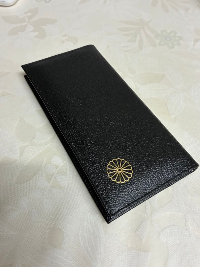 皇居限定 長財布 ブラック 牛革 菊の御紋 箱無し
