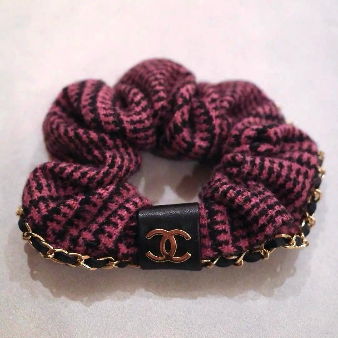 【CHANEL】シャネルツイード シュシュ CHANEL ツイードシュシュ ブラック・ベージュ新品未使用 - メルカリ