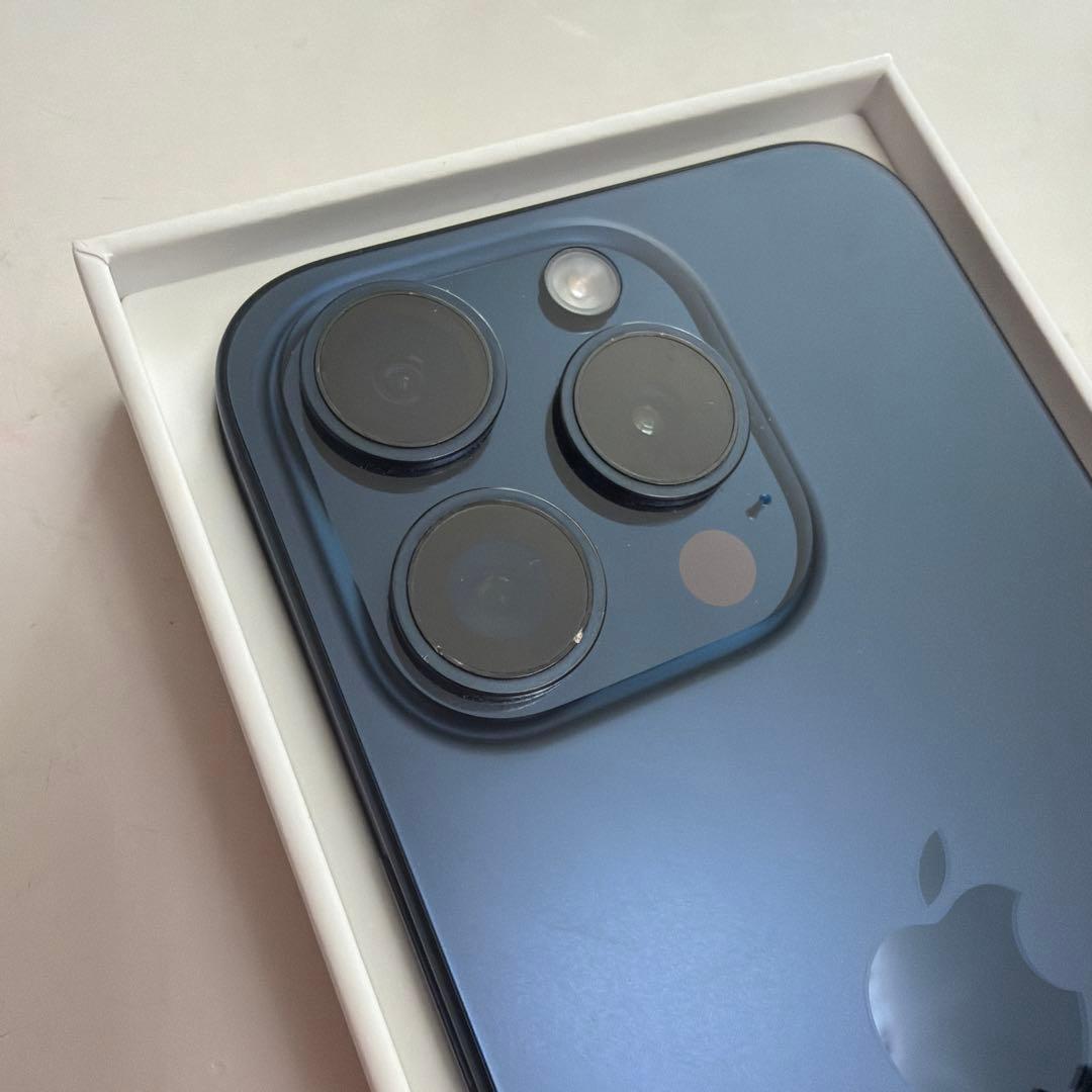 iPhone15 Pro 256GB ブルーチタニウム