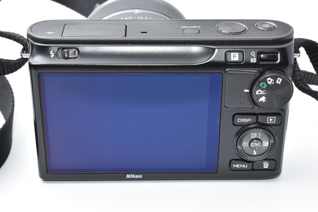 【美品】Nikon 1 J2 ブラック 10-30mmレンズキット