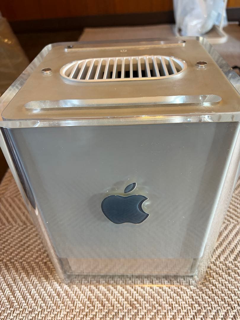 Apple PowerMac G4 Cube 　ハードディスク　メモリー Expand Your G4 Cube's Hard Drive | Quadras, Cubes and G5s