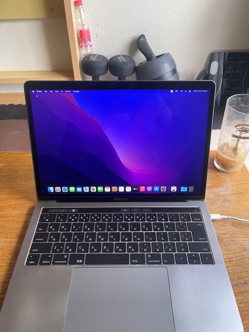 Apple MacBook Pro 13.3インチ 2016 Touch Bar MacBook Pro (13-inch, 2016, Four Thunderbolt 3 ports) - Technical