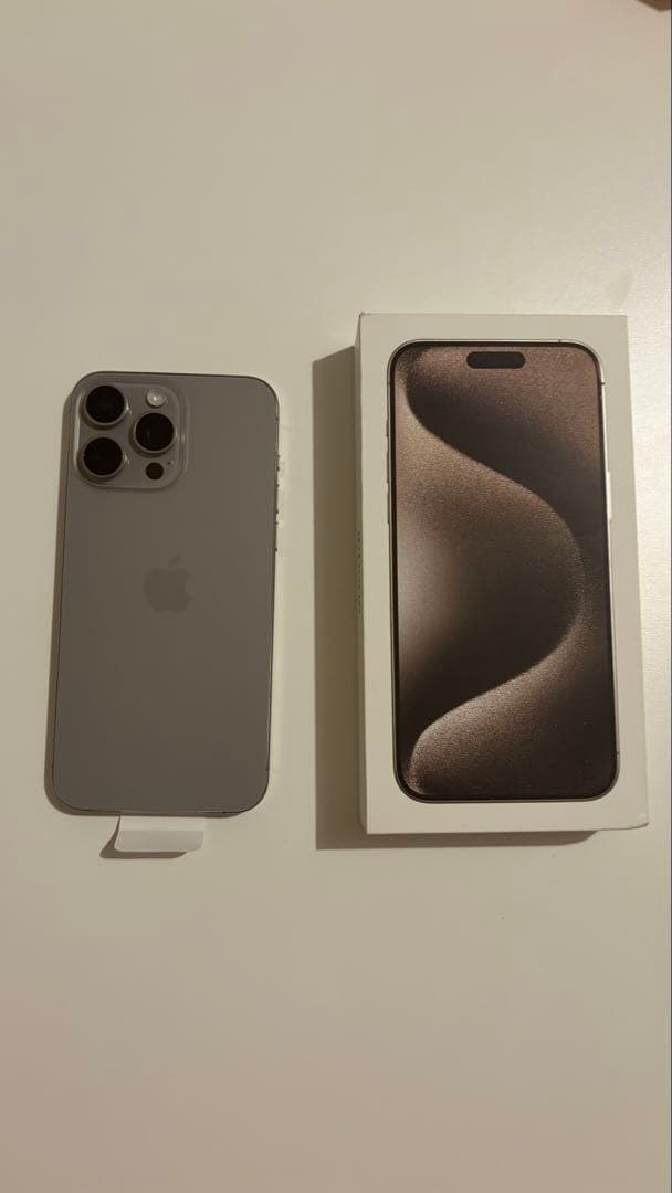 iPhone 15 Pro Max 256GB ナチュラルチタニウム 米国モデル Amazon.com: Apple iPhone 15 Pro Max, 256GB, Natural Titanium