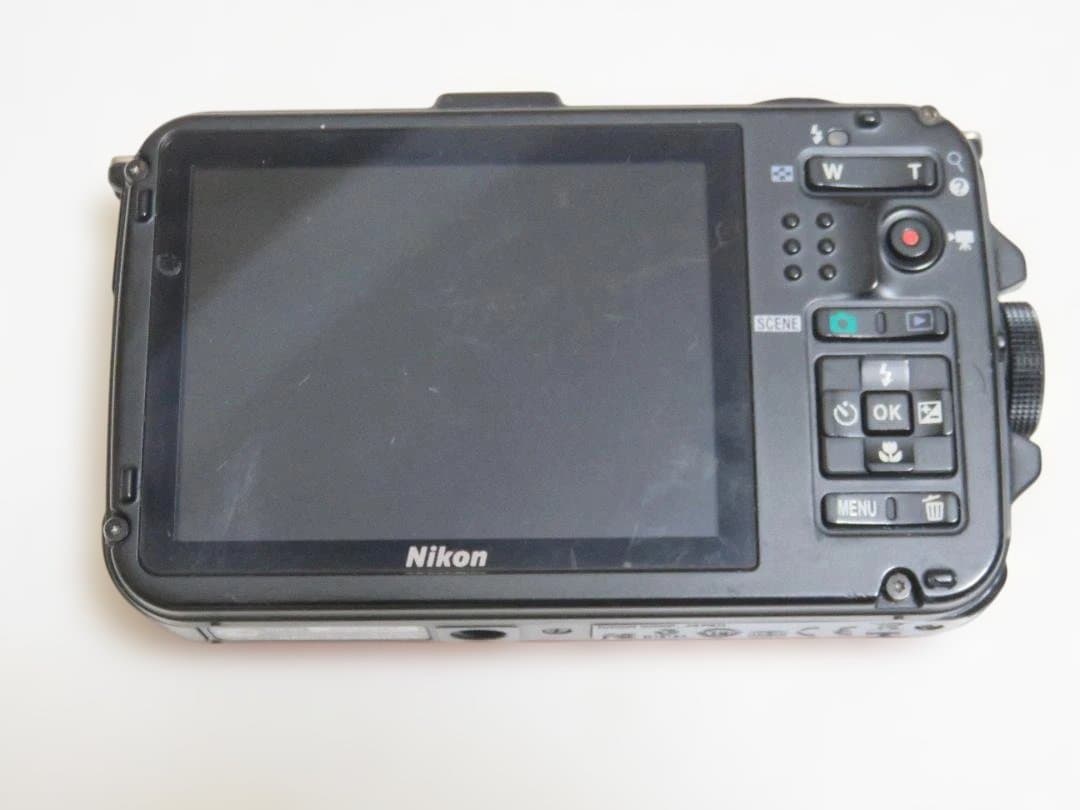Nikon COOLPIX AW100 防水デジタルカメラ