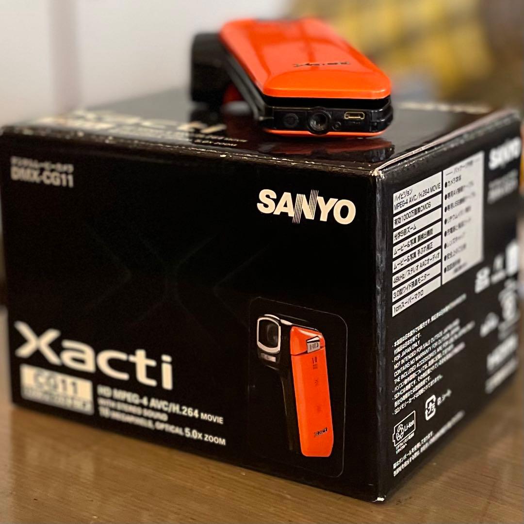 SANYO Xacti DMX-CG11(D) 箱付き美品✨️ 希少 SANYO Xacti DMX-CG11(D)