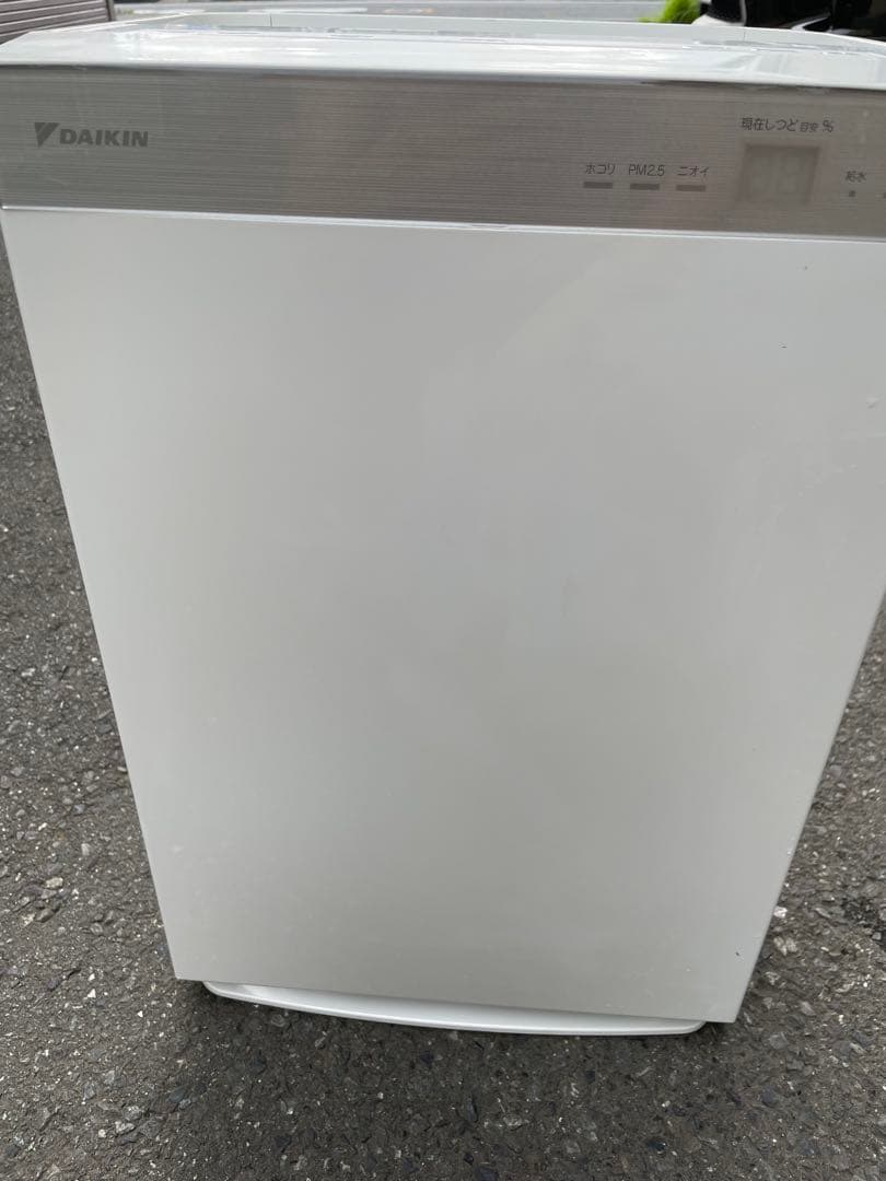 DAIKIN 空気清浄機 MCK70V-W ホワイト MCK70V-W 加湿空気清浄機 ホワイト [適用畳数：31畳 /最大適用畳数