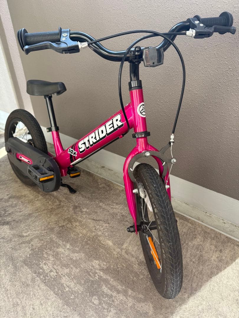 STRIDER 14x ピンク ストライダー　ペダル　スタンド付き　子供用自転車 Amazon.co.jp: ストライダー 14x (STRIDER 14x) 14インチ 車体