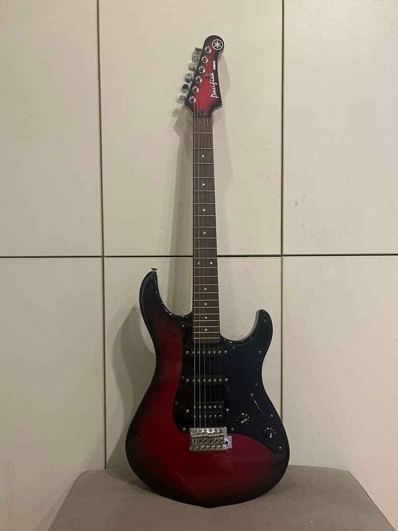 ギター PAC112XC II YAMAHA PACIFICAシリーズ エレキギターPAC112XC II中古()売却済みです