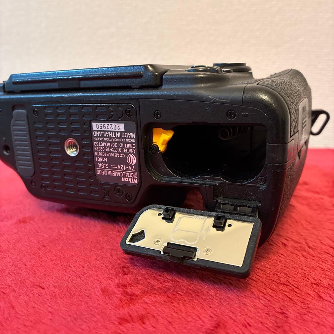 Nikon ニコン　D500 オマケ付き(kf-nfe2)
