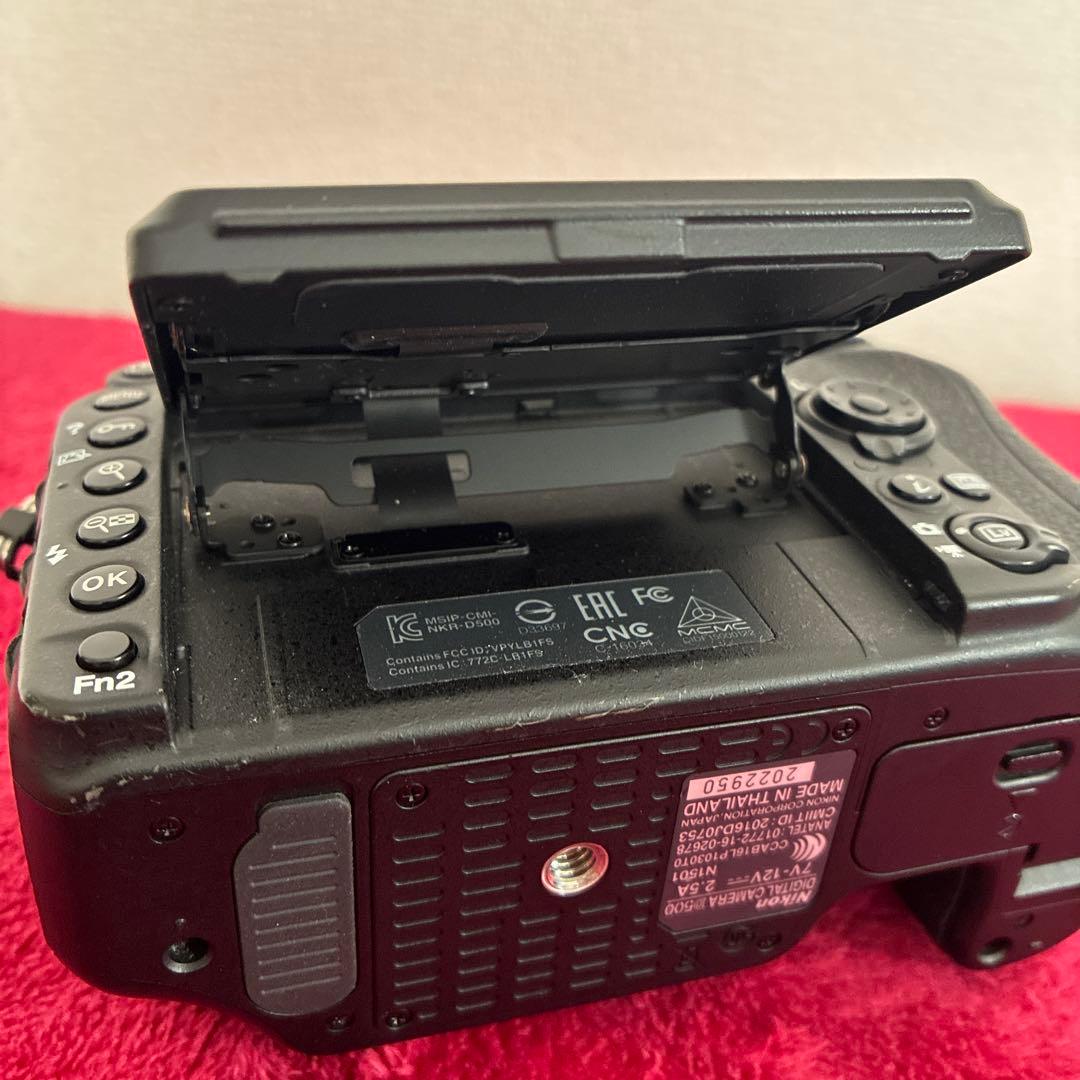 Nikon ニコン　D500 オマケ付き(kf-nfe2)