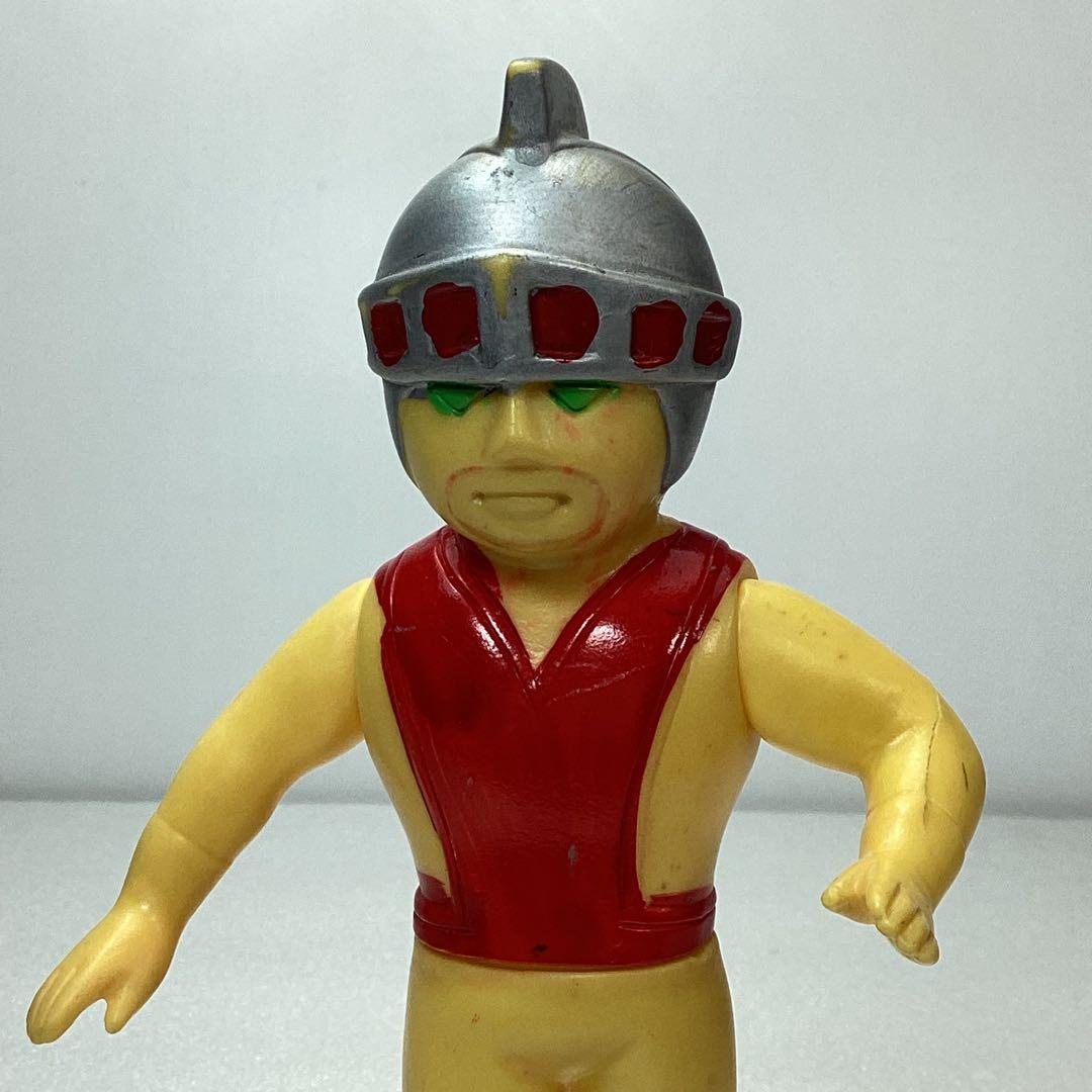 『当時モノ』 黄色いシルバー仮面 ソフビ Yahoo!オークション - 美品 旧バンダイ 当時物 シルバー仮面 ソフビ人