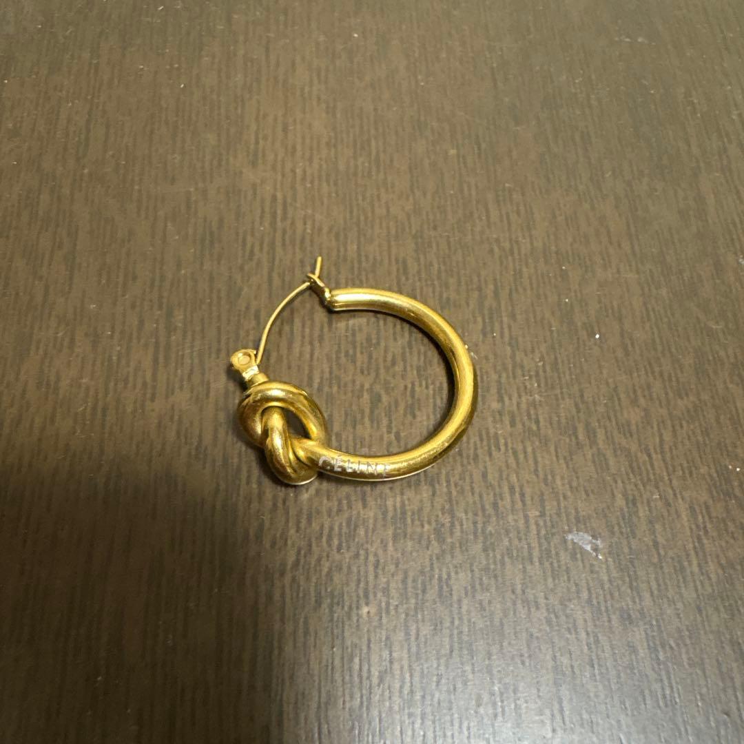 ノットデザイン ゴールドフープピアス 片耳用 ゴールド]ノットフープピアス