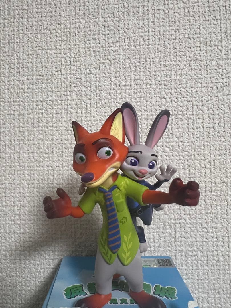 ズートピア ニック・ワイルド ジュディ・ホップス フィギュア