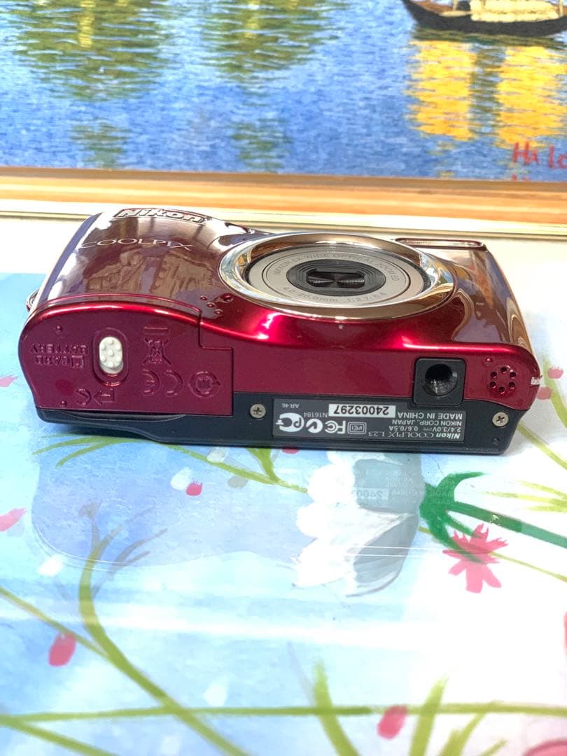 ニコン COOLPIX L23 レッドカメラ