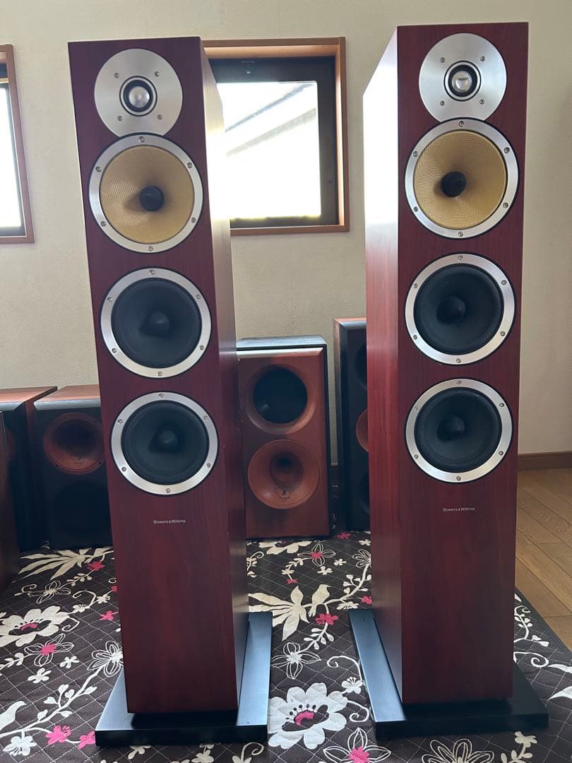Bowers & Wilkins CM8 フロアスタンド型スピーカー 木目調 B&W、トールボーイスピーカーの新モデル「CM8」 - 価格.com