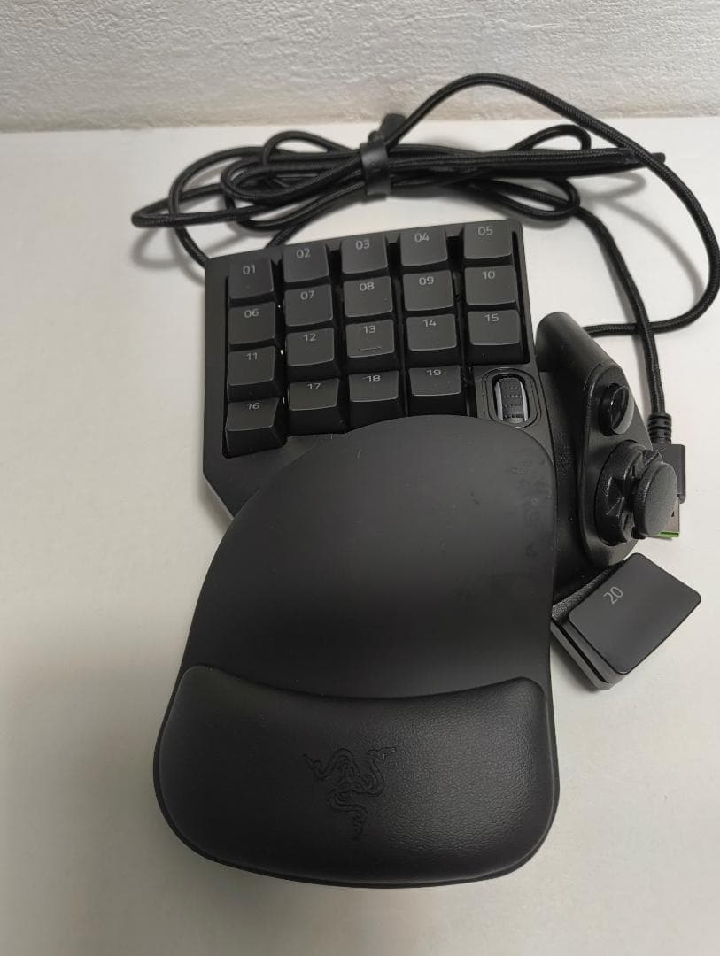 Razer Tartarus Pro 左手デバイス Amazon.co.jp: Razer Tartarus Pro 左手キーパッド 20個のアナログ動作