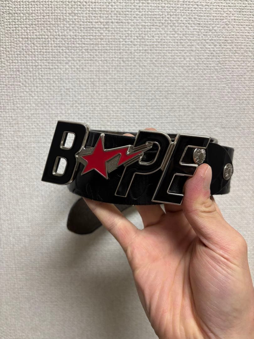 BAPE STAバックル 本革ベルト 型押し BAPE STA 型押し レザー ベルト Mサイズ ブラック a bathing ape star