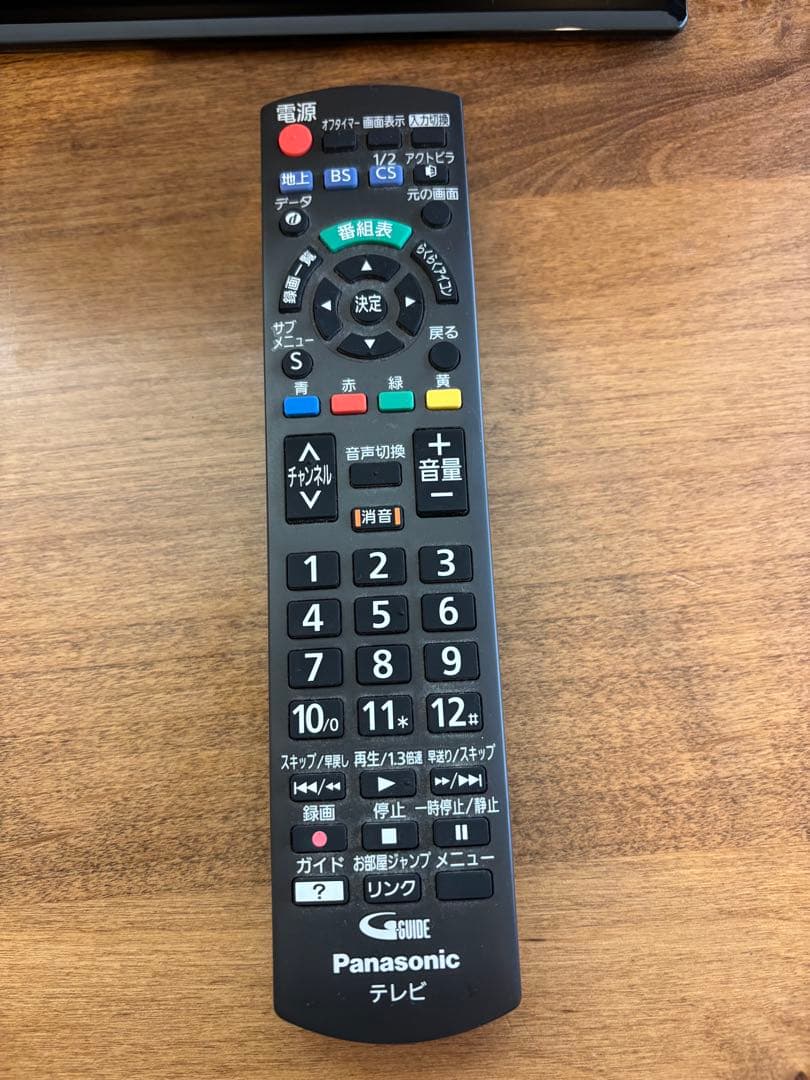 美品　Panasonic VIERA TH-19C300 19V型液晶テレビ
