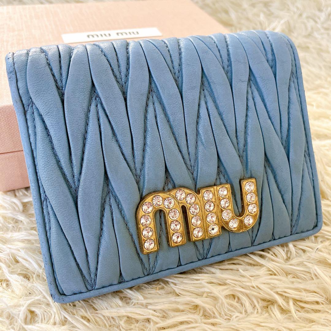 箱付✨ミュウミュウ 二つ折り財布 ビジュークリスタル マテラッセブルー RFID 箱付✨ミュウミュウ 二つ折り財布 ビジュークリスタル マテラッセ
