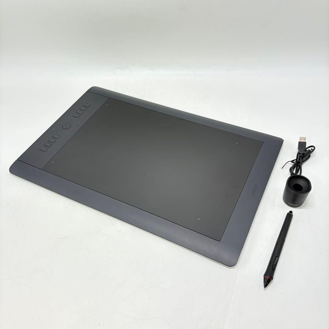 【美品•動作良好】ワコム ペンタブ intuos Pro PTH-851/K1 PTH-451/K1 ペンタブ（ペンタブレット） Intuos Pro small WACOM