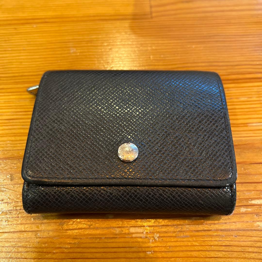 ご*う様 Louis Vuitton ブラック ケース　タイガ　ルイヴィト すぐ届く Louis Vuitton タイガ 名刺入れ カードケース ブラック