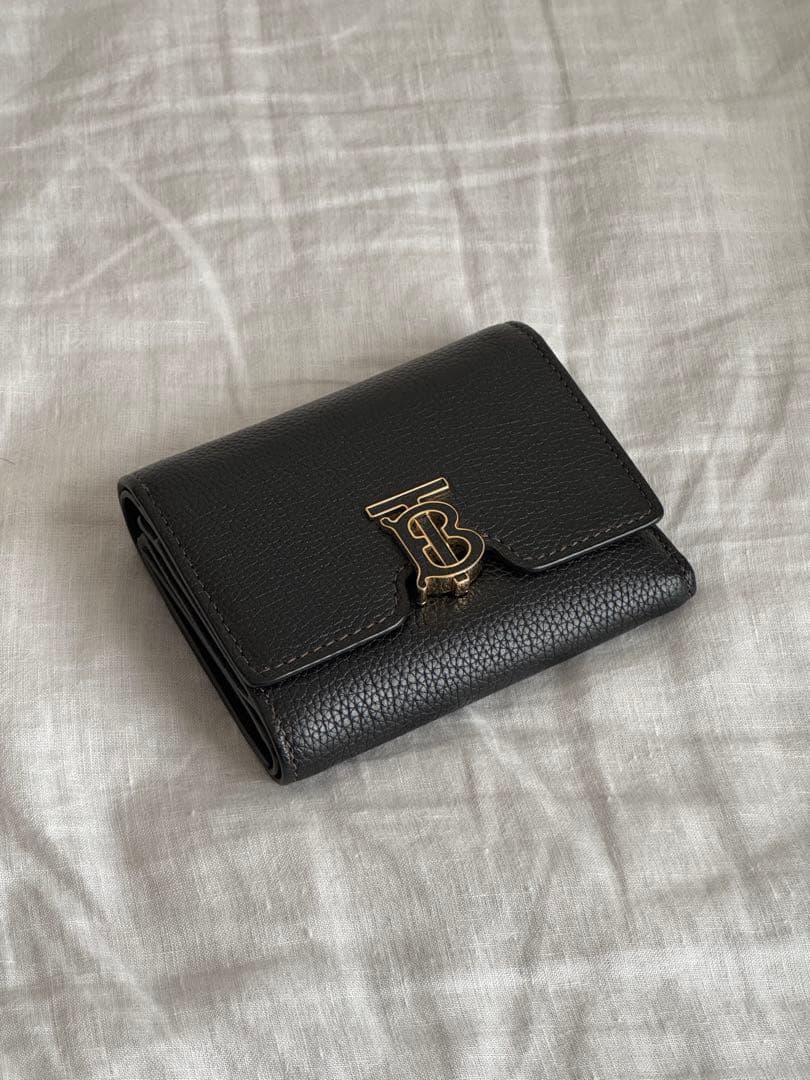 Burberry 三つ折り財布 Burberry バーバリー 三つ折り財布 折りたたみ財布 小銭入れあり