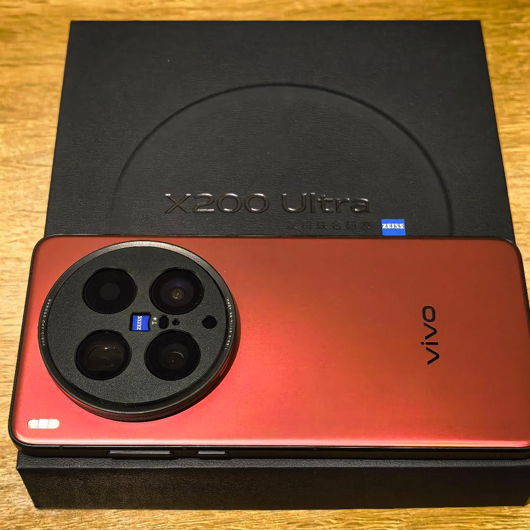 スマートフォン本体 Vivo X200 Ultra 16/512GB Vivo X200 Ultra 16GB+512GB Black