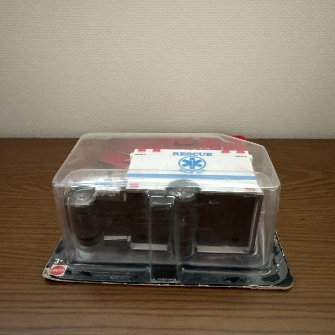 Disney Pixar Cars 3 ミニカー 救急車 Super Chase - メルカリ